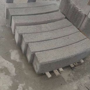 吐鲁番芝麻白弧形路牙石