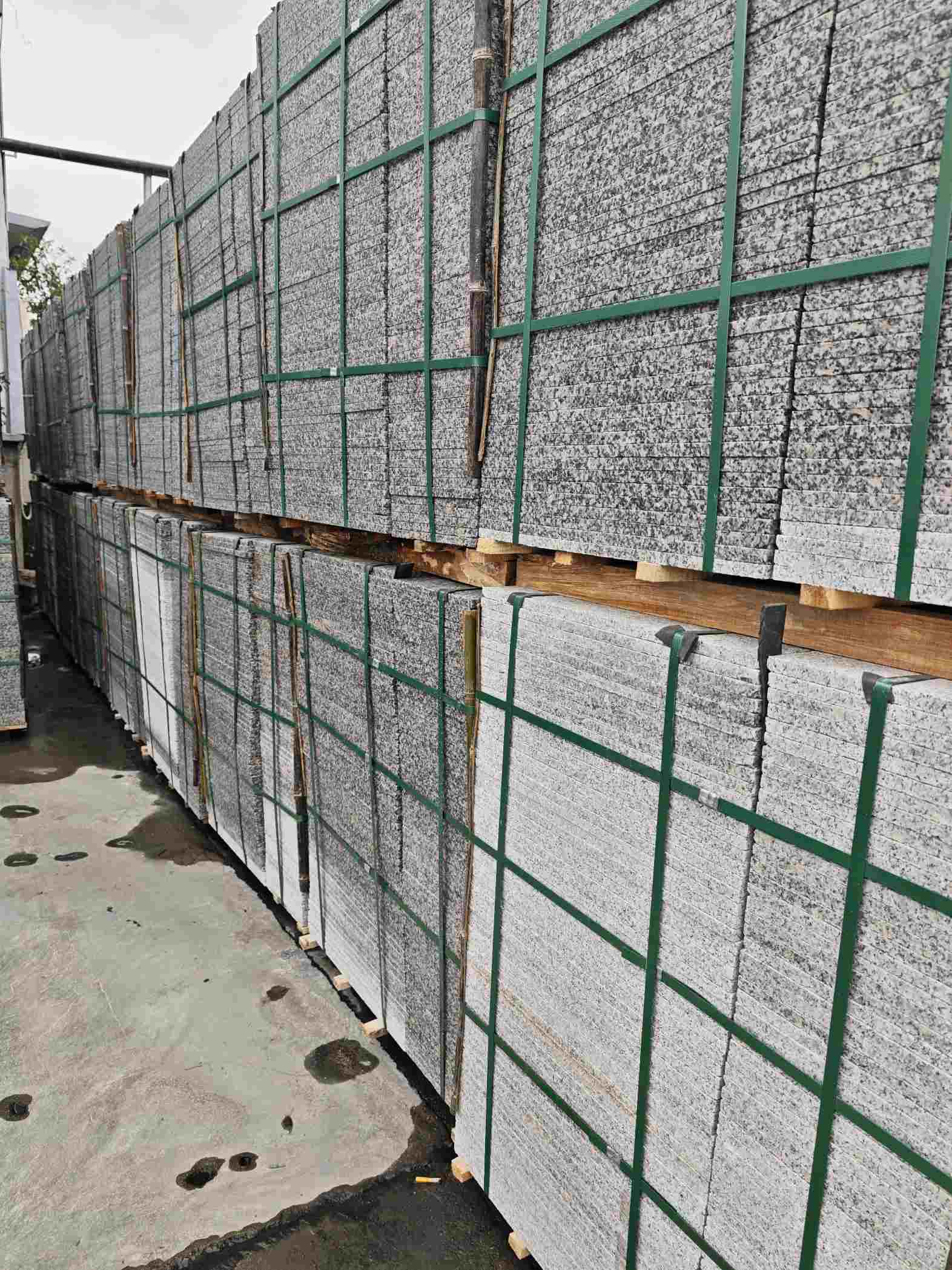 吐鲁番芙蓉白地铺石，石材地铺石