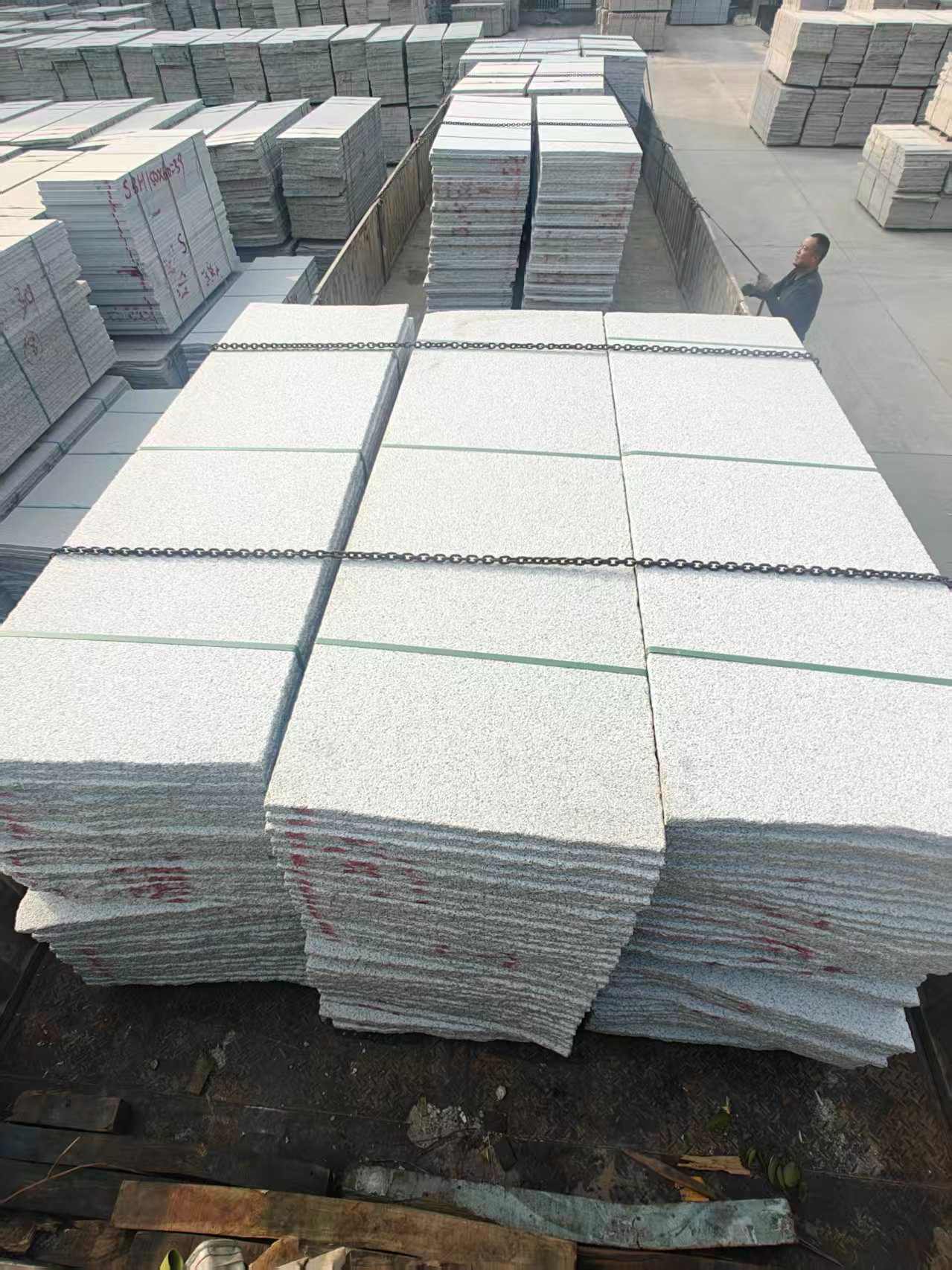 吐鲁番芝麻白毛板，石材毛板