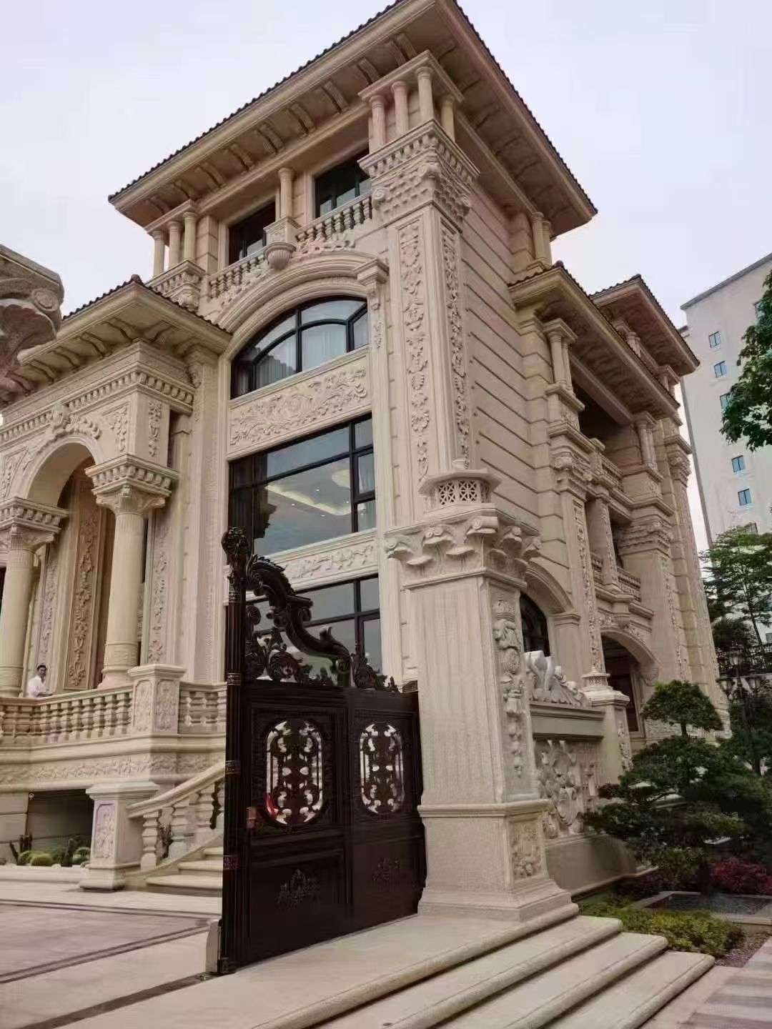 吐鲁番黄金麻别墅外墙异形定制