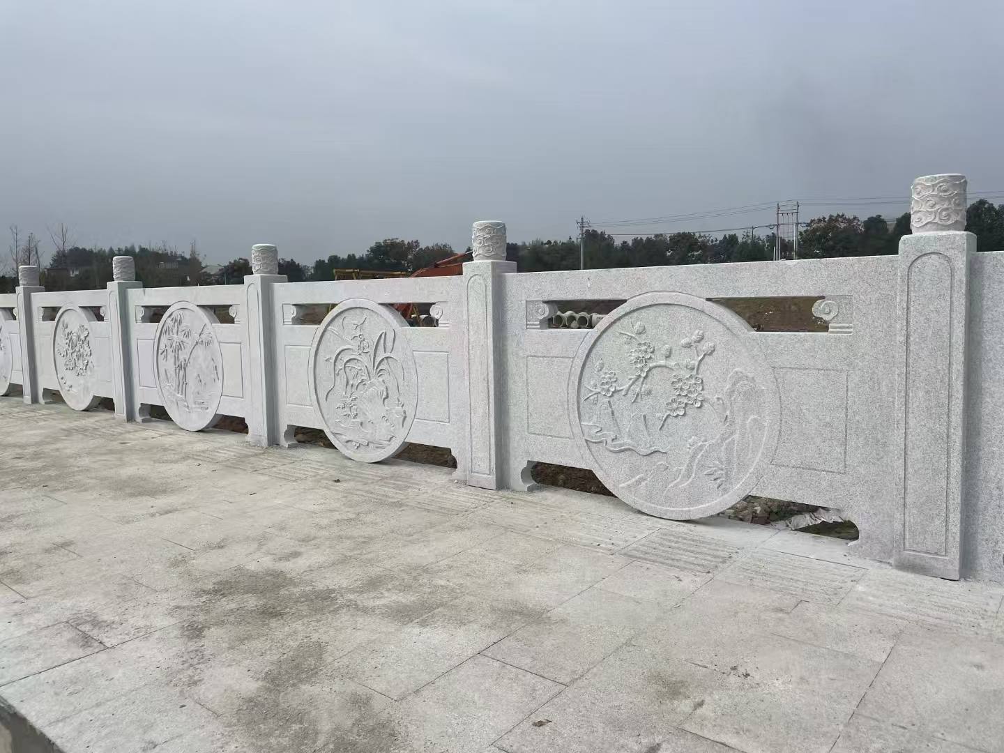 吐鲁番芝麻白河道栏杆 石材栏杆